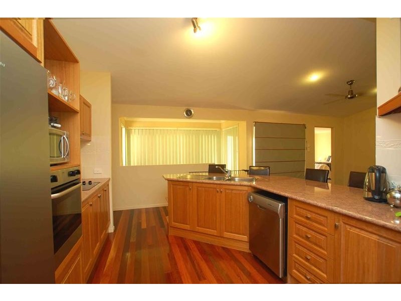 2 Riverina Court, Mudgeeraba QLD 4213