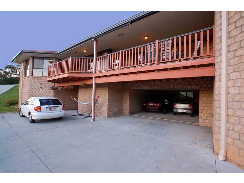 2 Riverina Court, Mudgeeraba QLD 4213