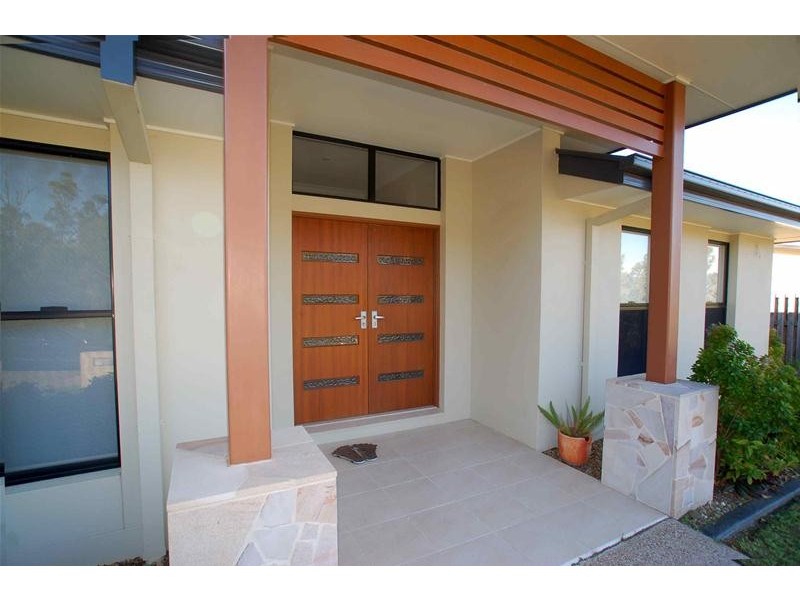 55 Observatory Drive, Reedy Creek QLD 4227