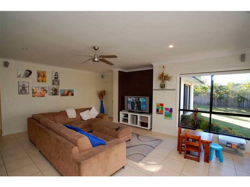 55 Observatory Drive, Reedy Creek QLD 4227