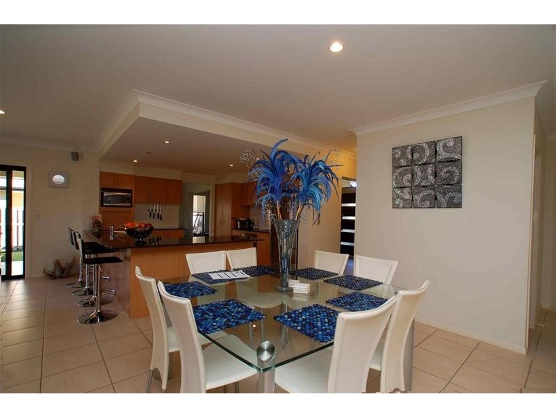 55 Observatory Drive, Reedy Creek QLD 4227