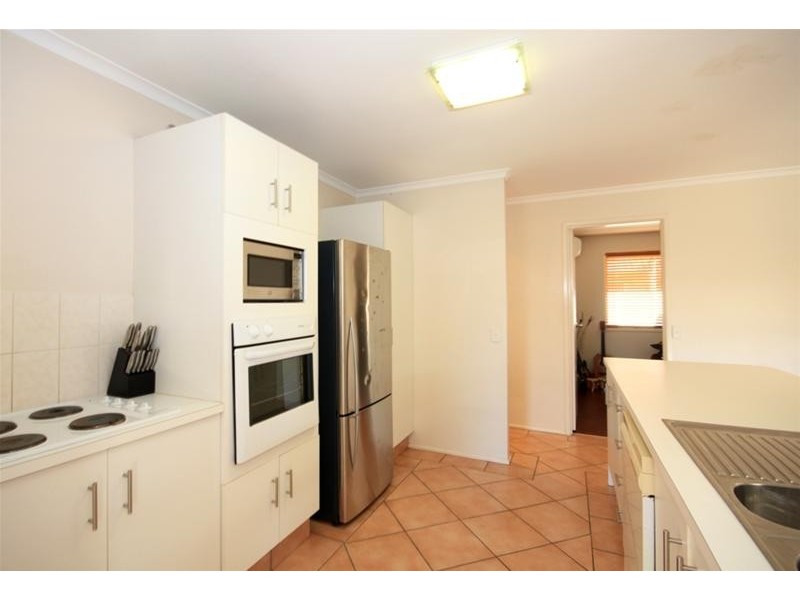 63 Silvabank Drive, Varsity Lakes QLD 4227