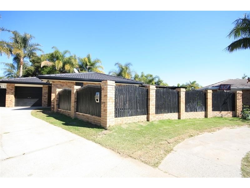63 Silvabank Drive, Varsity Lakes QLD 4227