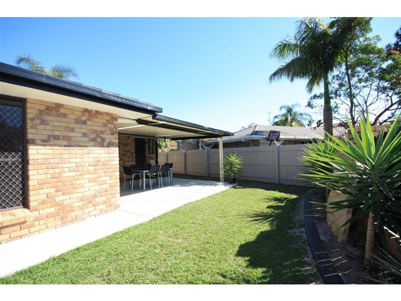 63 Silvabank Drive, Varsity Lakes QLD 4227