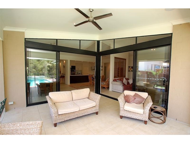 9 Grove Creek Close, Reedy Creek QLD 4227