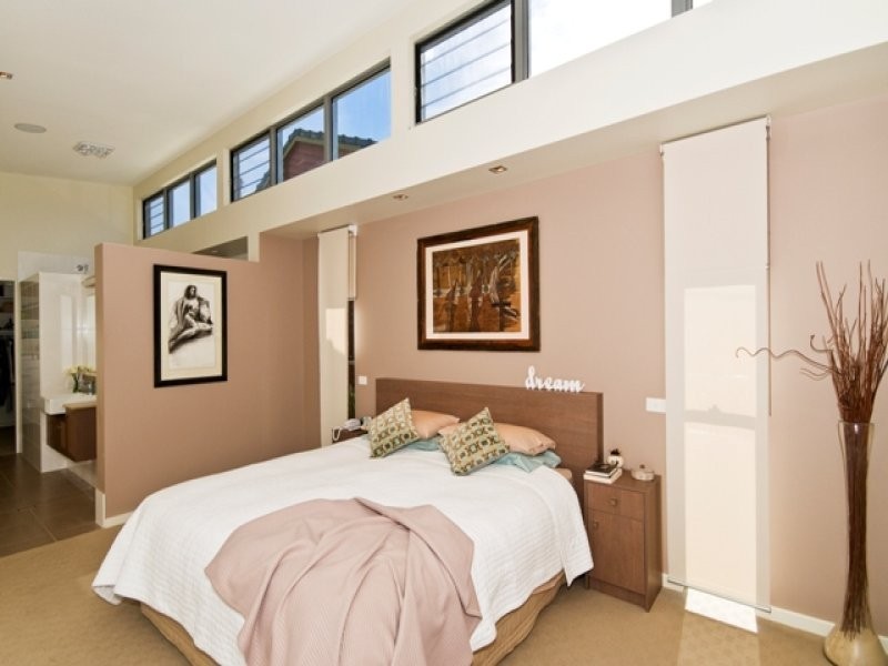 16 Hedges Avenue, Mermaid Beach QLD 4218