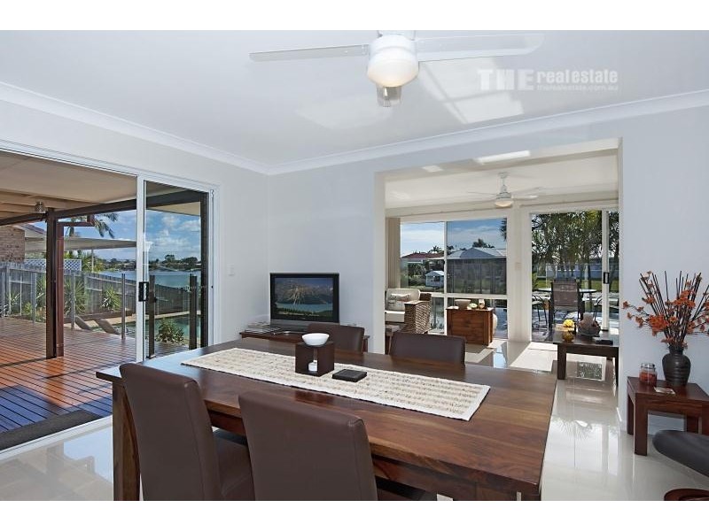 17 Wedgebill Parade, Burleigh Waters QLD 4220