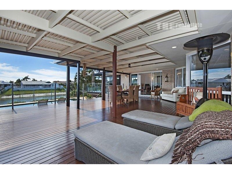 17 Wedgebill Parade, Burleigh Waters QLD 4220