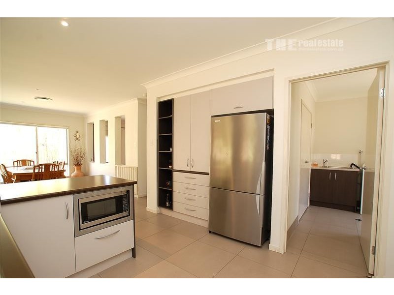 8 Koolang Crescent, Reedy Creek QLD 4227