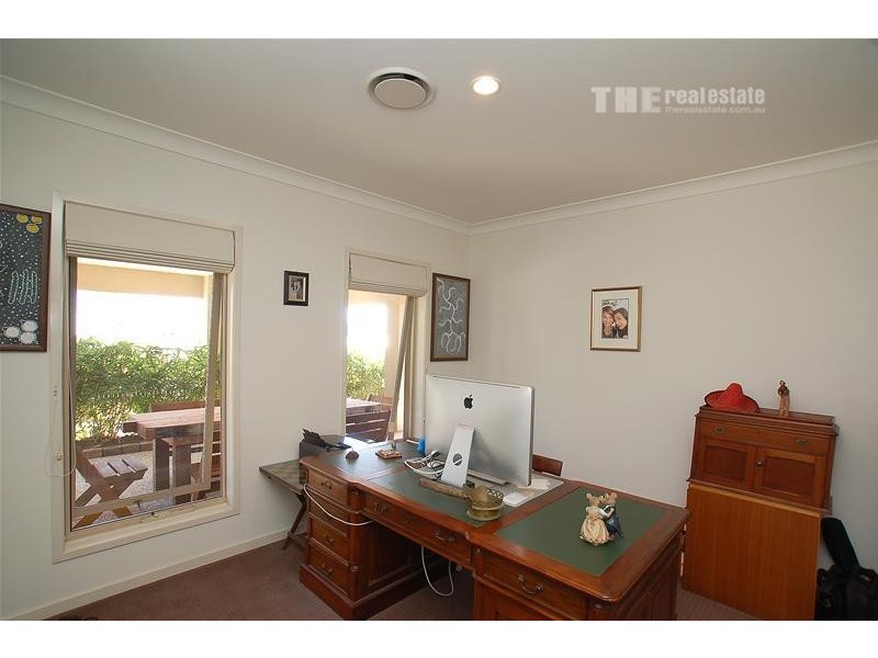 8 Koolang Crescent, Reedy Creek QLD 4227