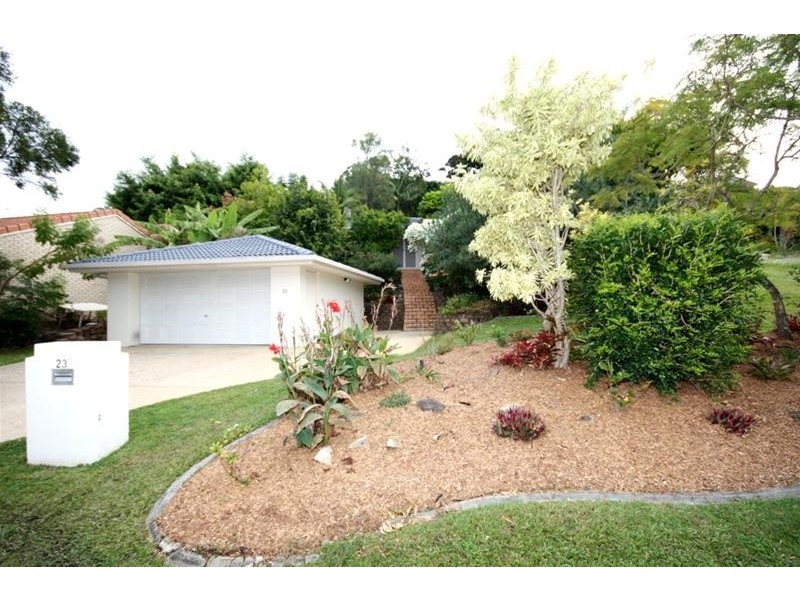 23 Renfrew Drive, Highland Park QLD 4211