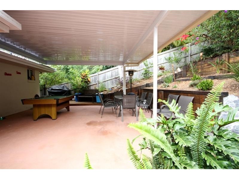 23 Renfrew Drive, Highland Park QLD 4211