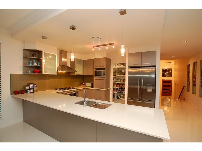 9 Monserrat Court, Reedy Creek QLD 4227