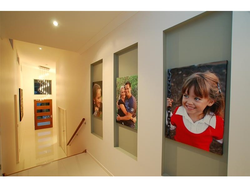 9 Monserrat Court, Reedy Creek QLD 4227