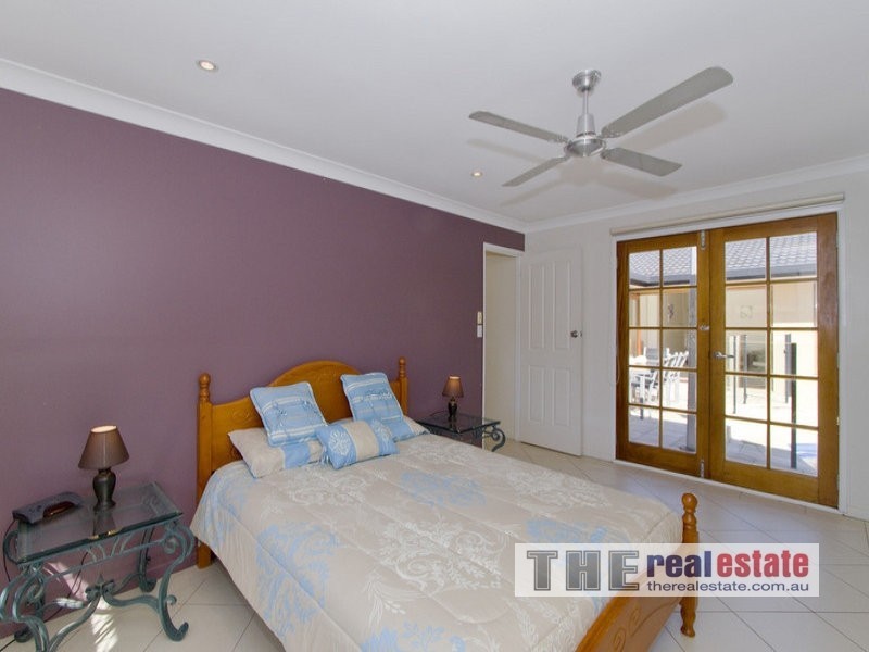 10 Eagle Avenue, Burleigh Waters QLD 4220