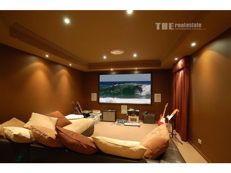 14 Southern Skies Avenue, Reedy Creek QLD 4227