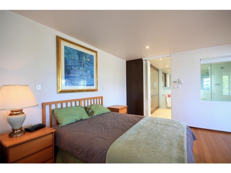 6/1 Third Avenue, Burleigh Heads QLD 4220