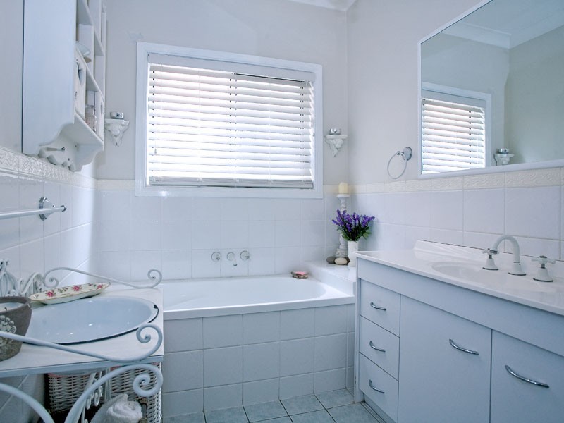 5 Majorca Crescent, Varsity Lakes QLD 4227