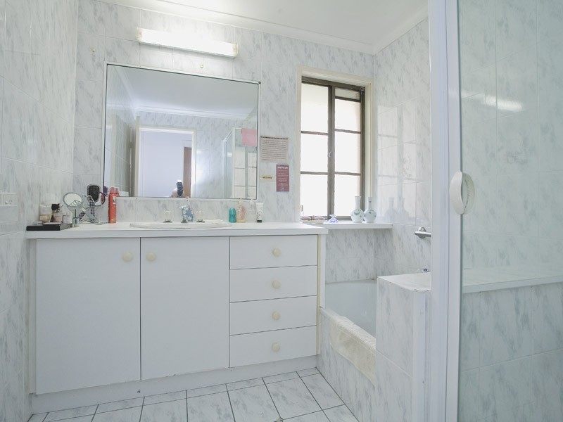 86/12 Landau Court, Miami QLD 4220