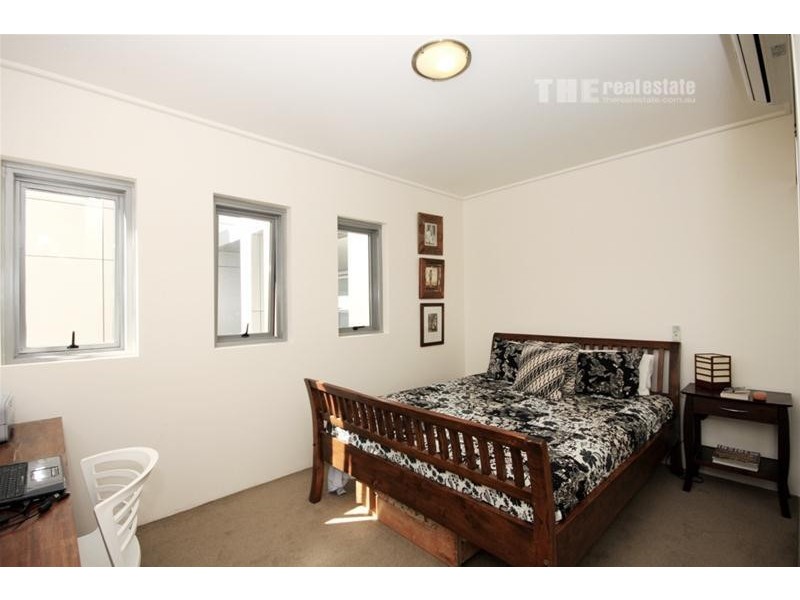 301/11 Sunshine Parade, Miami QLD 4220