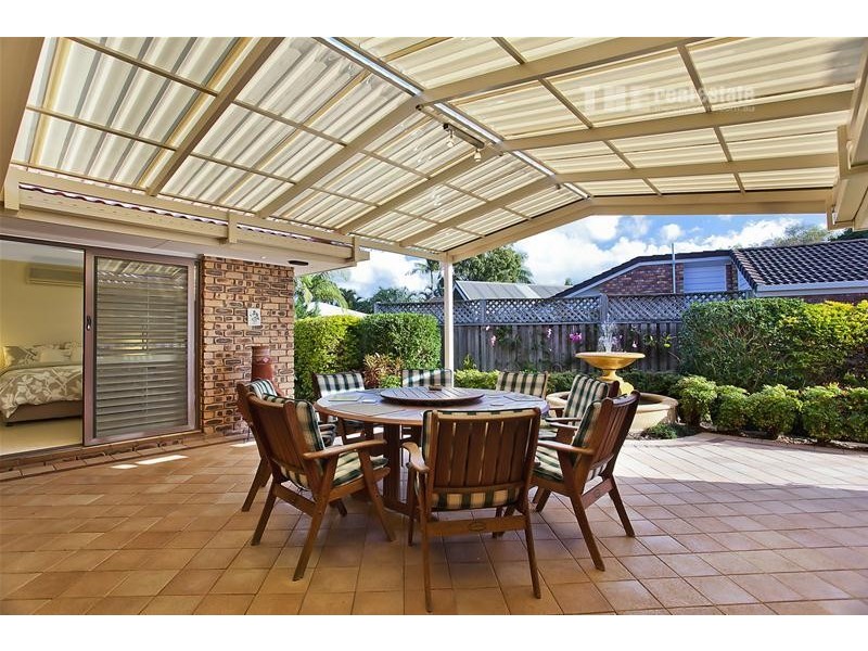 4 Courser Court, Burleigh Waters QLD 4220