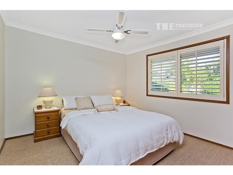 4 Courser Court, Burleigh Waters QLD 4220