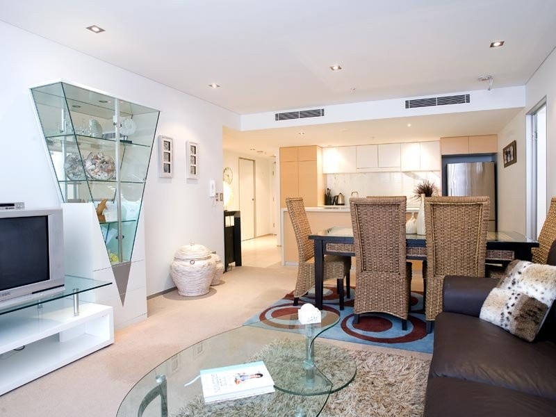 2045/2-14 The Esplanade, Burleigh Heads QLD 4220