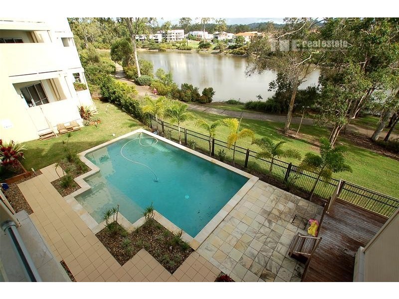 3/35 Azzurra Drive, Varsity Lakes QLD 4227