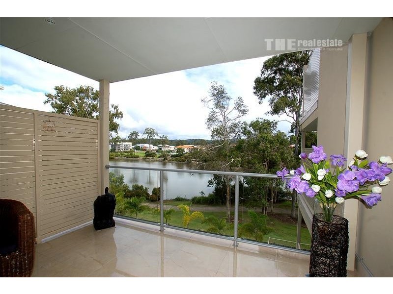 3/35 Azzurra Drive, Varsity Lakes QLD 4227
