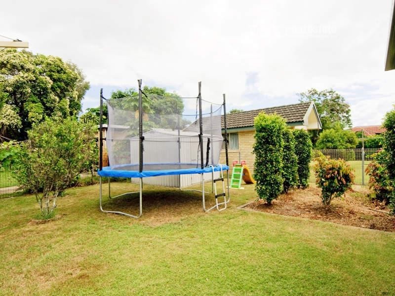 32 Tatha Avenue, Palm Beach QLD 4221