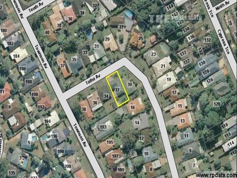 32 Tatha Avenue, Palm Beach QLD 4221