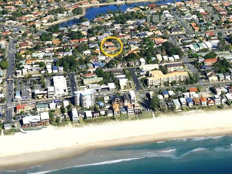 32 Tatha Avenue, Palm Beach QLD 4221