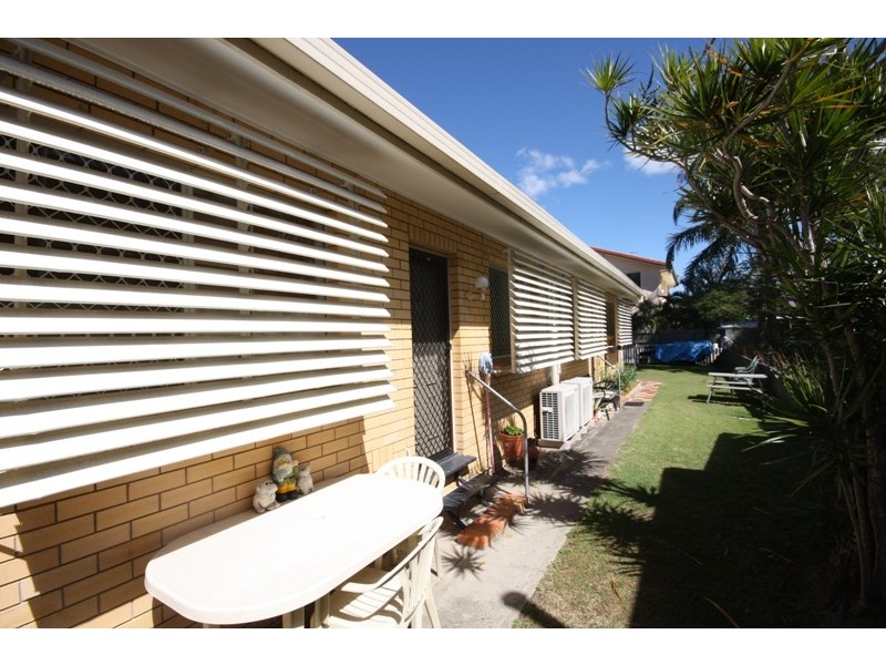 22 Sunshine Parade, Miami QLD 4220