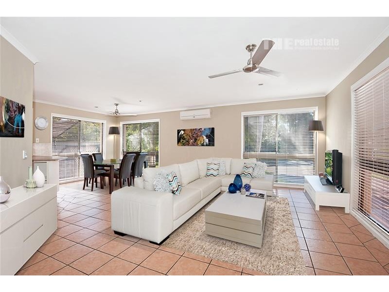 55 Cypress Drive, Broadbeach Waters QLD 4218