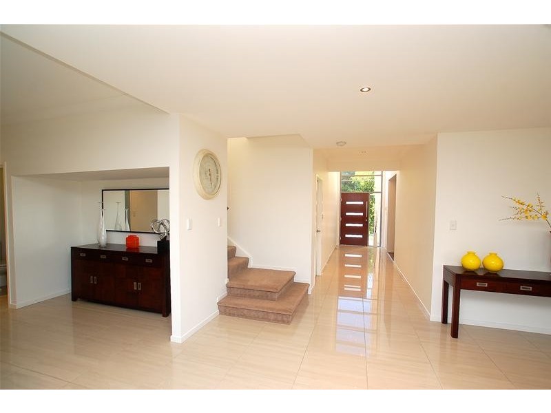 88 Observatory Drive, Reedy Creek QLD 4227