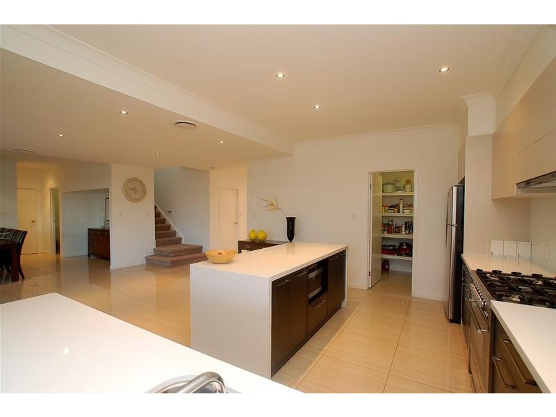 88 Observatory Drive, Reedy Creek QLD 4227