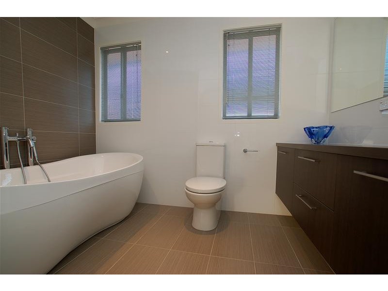 88 Observatory Drive, Reedy Creek QLD 4227