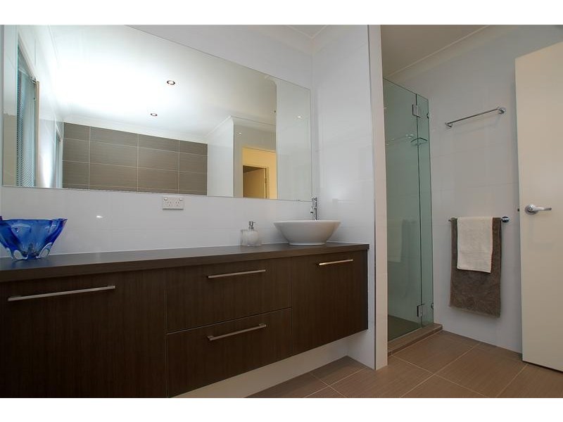 88 Observatory Drive, Reedy Creek QLD 4227