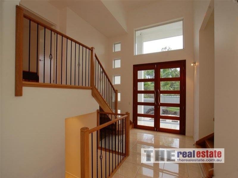 29 York Creek Crescent, Reedy Creek QLD 4227