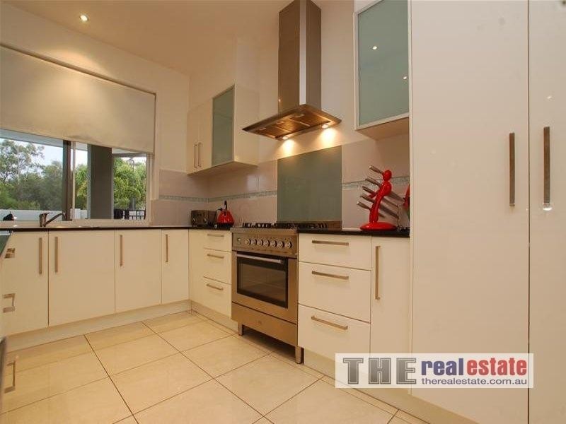 29 York Creek Crescent, Reedy Creek QLD 4227