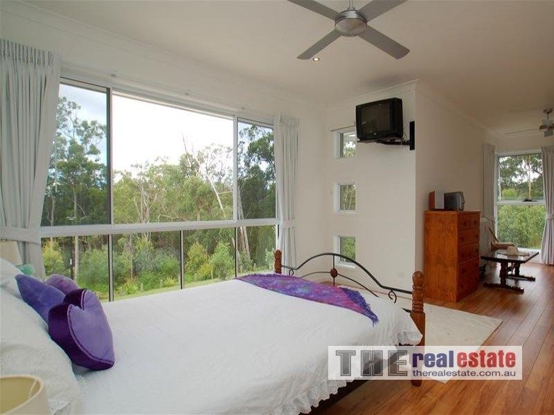 29 York Creek Crescent, Reedy Creek QLD 4227