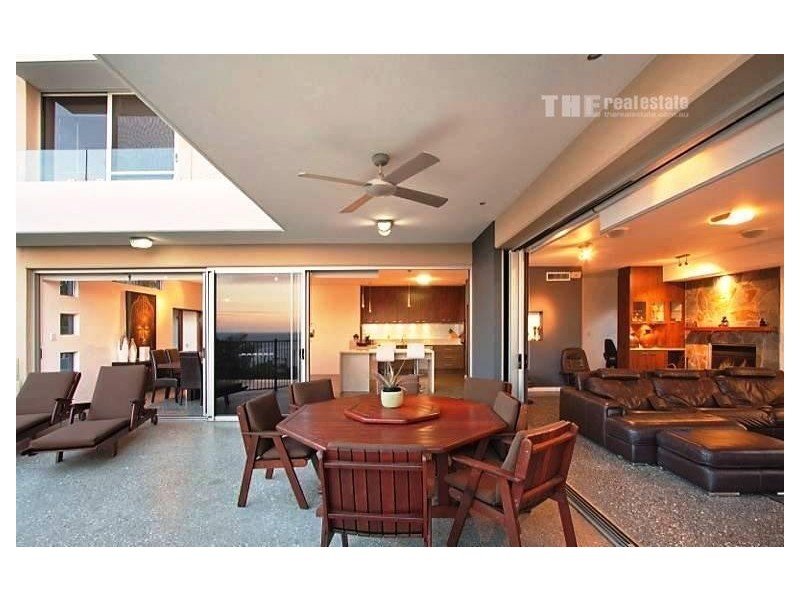 37 West Street, Burleigh Heads QLD 4220