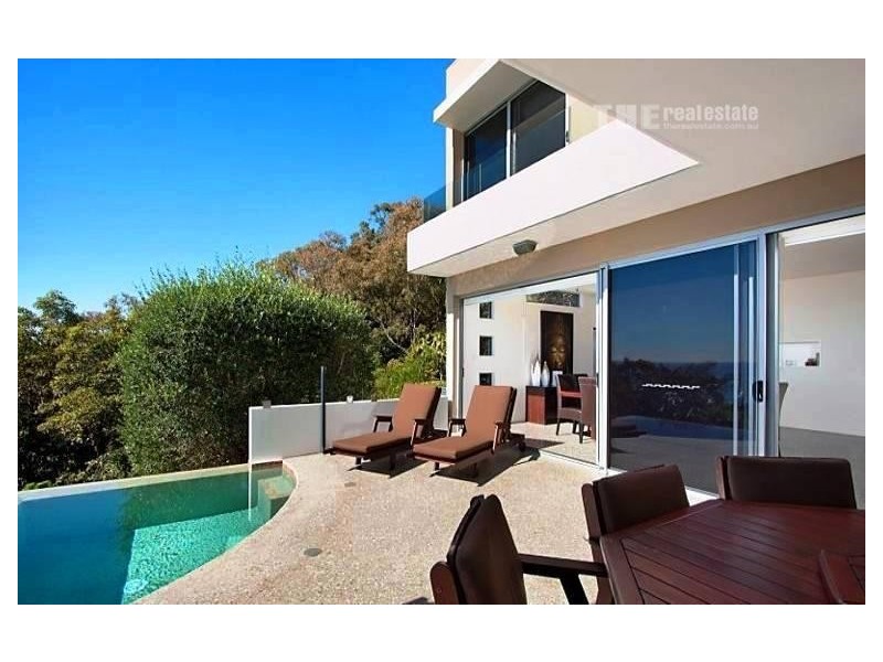 37 West Street, Burleigh Heads QLD 4220