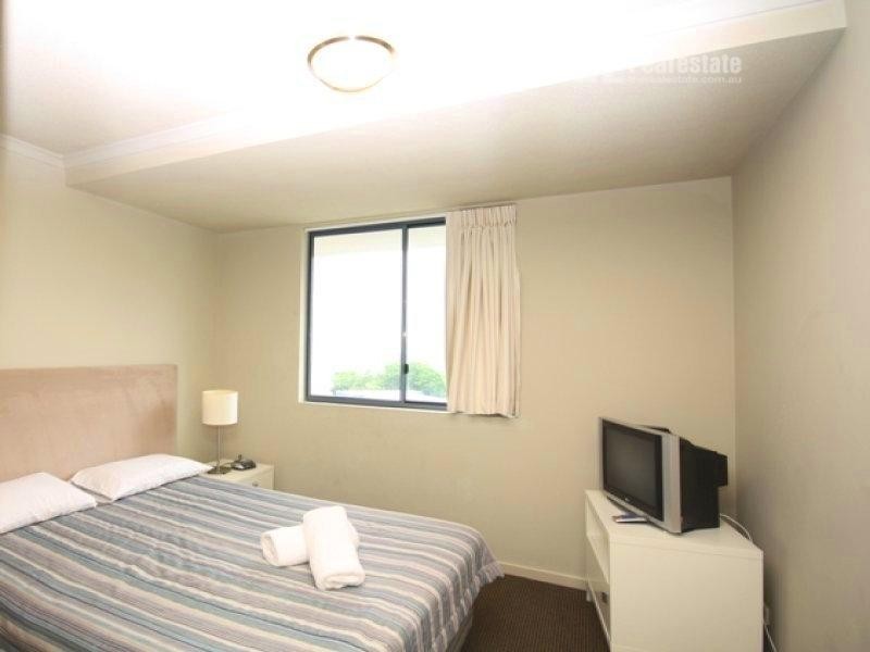 1088/1 ocean Street, Burleigh Heads QLD 4220