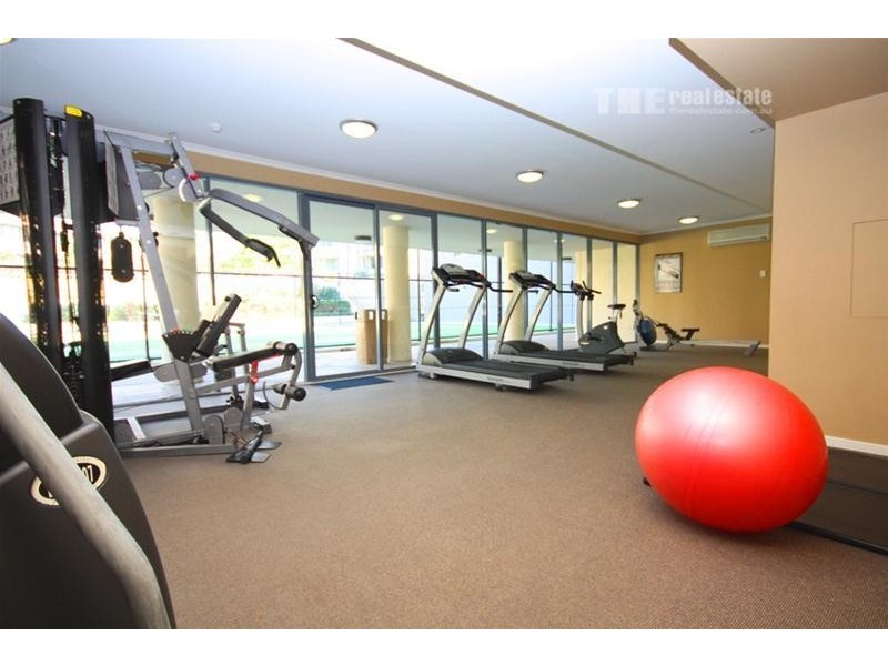 1088/1 ocean Street, Burleigh Heads QLD 4220