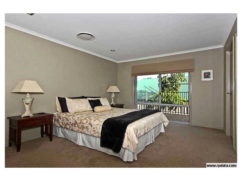 34 Southern Skies Avenue, Reedy Creek QLD 4227