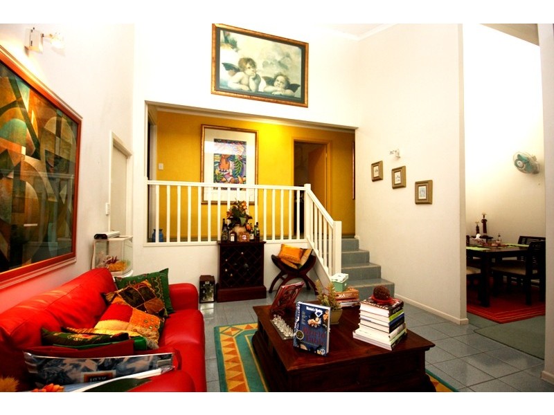 7/4 Madsen Place, Southport QLD 4215