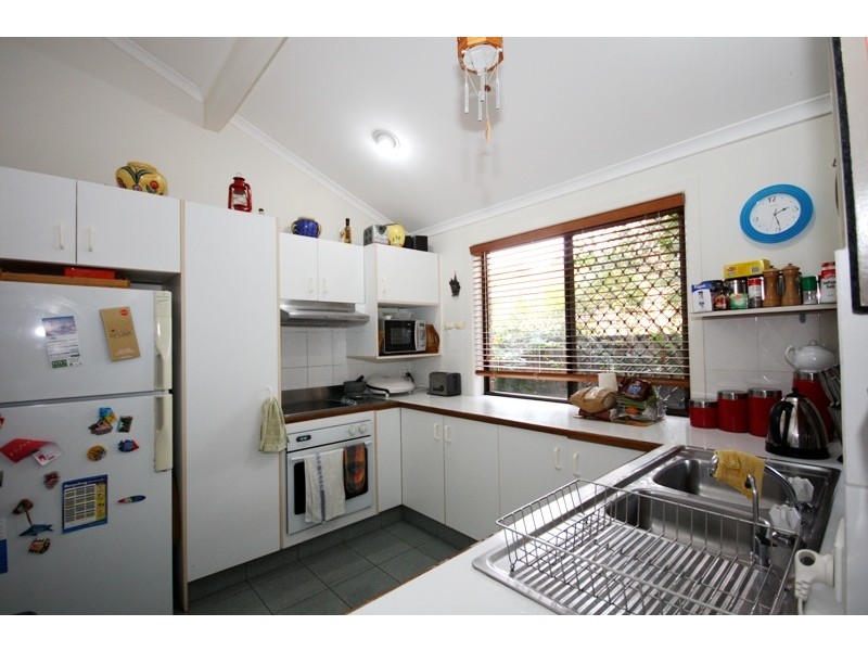 7/4 Madsen Place, Southport QLD 4215