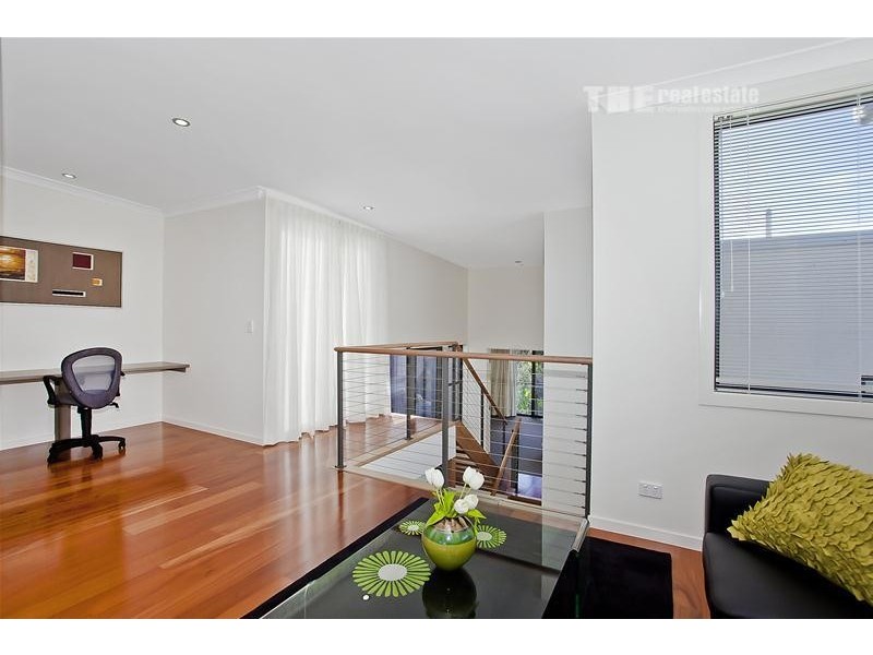 2/22 Andromeda Parade, Robina QLD 4226