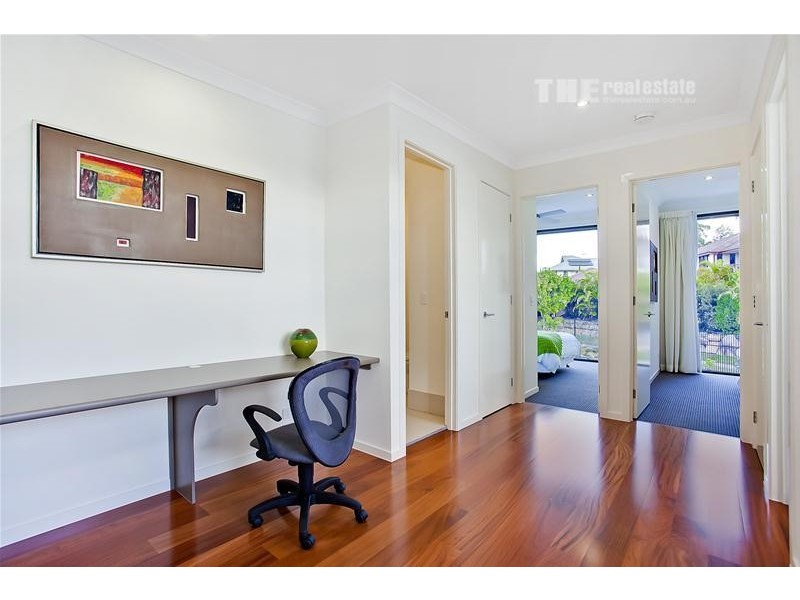 2/22 Andromeda Parade, Robina QLD 4226